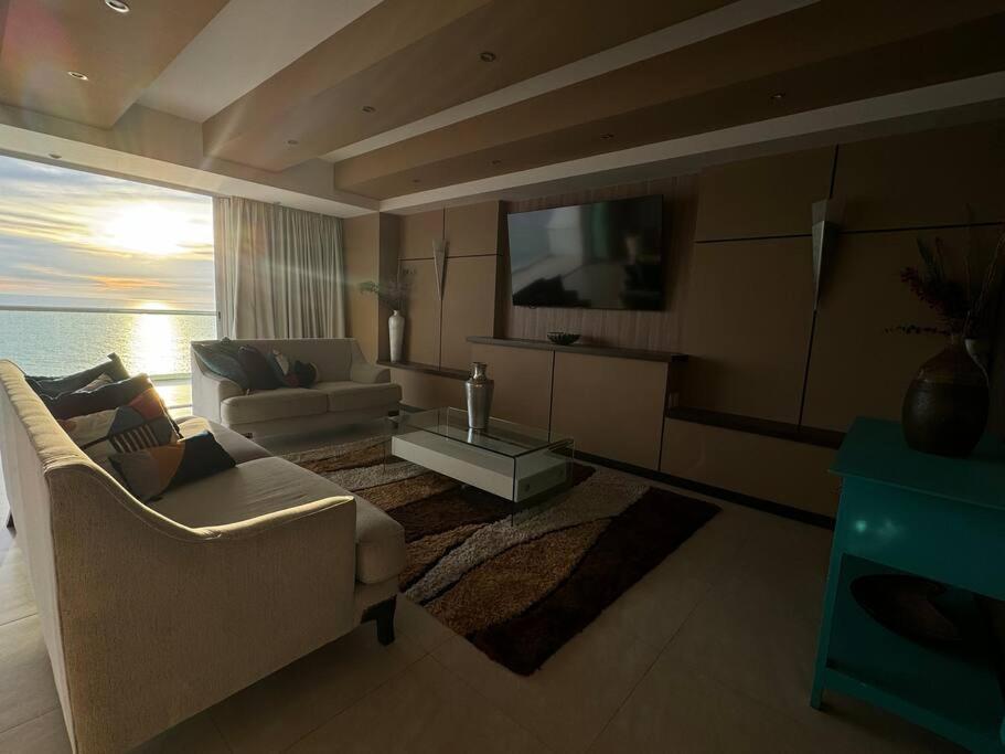 شقة Departamento De Lujo Vista Al Mar Piso 15 ماساتلان المظهر الخارجي الصورة